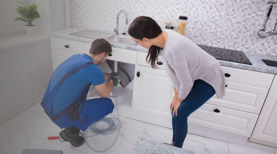 Expert burst pipe repair services in Tumbling Shoals, AR